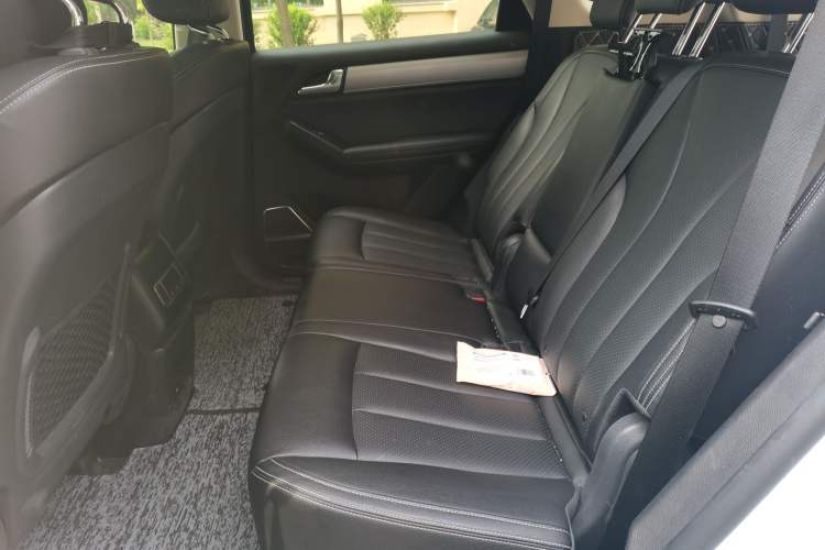 Used BYD Tang 2018 2.0T Automatic SmartConnect Prestige 7-Seater China V Standard Left Rear Seat