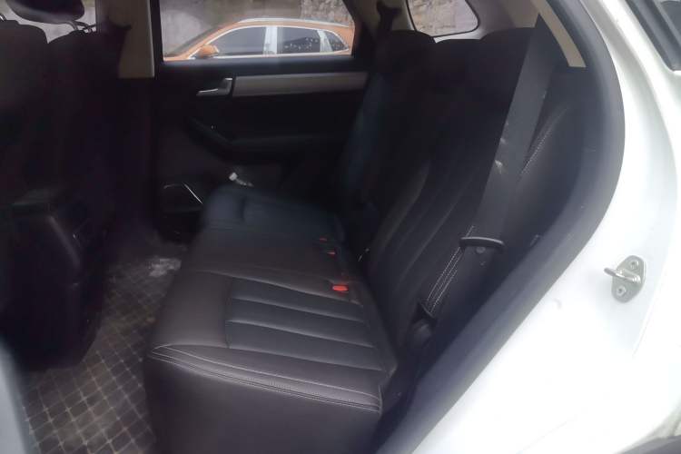 Used BYD Tang 2018 2.0T Automatic Smart Connect Prestige 7-Seater China V Standard Left Rear Seat