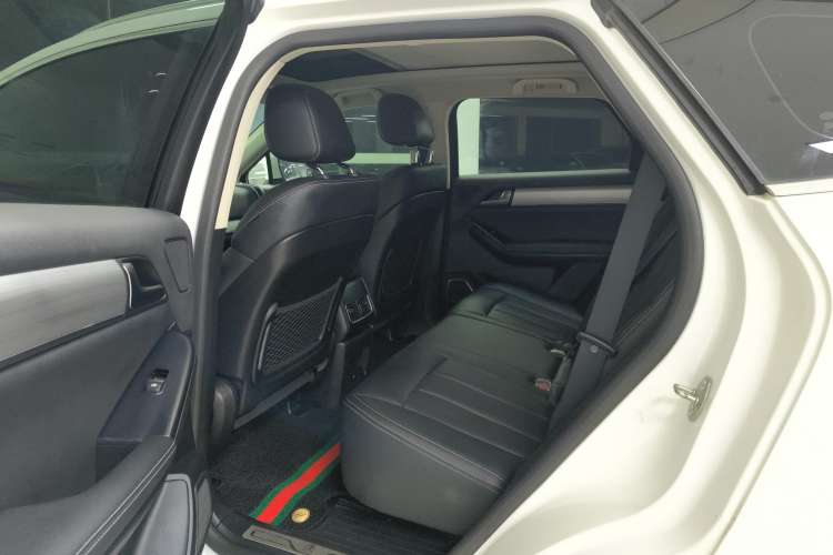Used BYD Tang 2018 2.0T Automatic Smart Connect Prestige 5-Seater National Emission Standard V Left Rear Seat