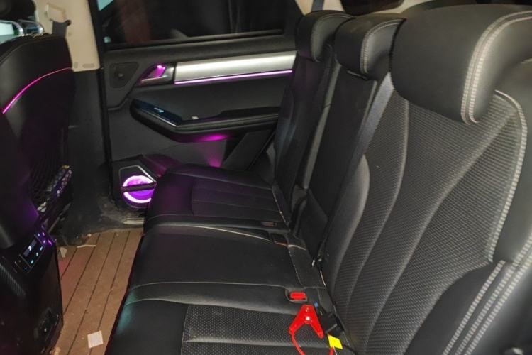 Used BYD Tang 2018 2.0T Automatic SmartConnect Prestige 7-Seater China V Standard Left Rear Seat