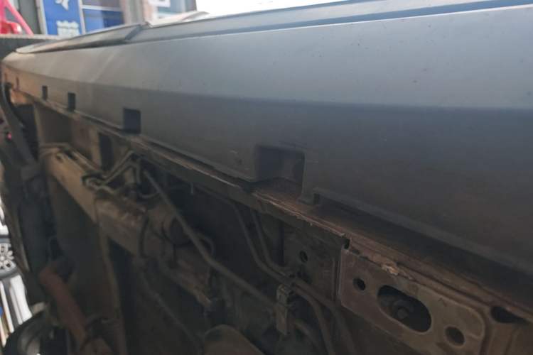 Used BYD Tang 2018 2.0T Automatic Smart Connect Prestige 7-Seater China V Standard Left Side Sill