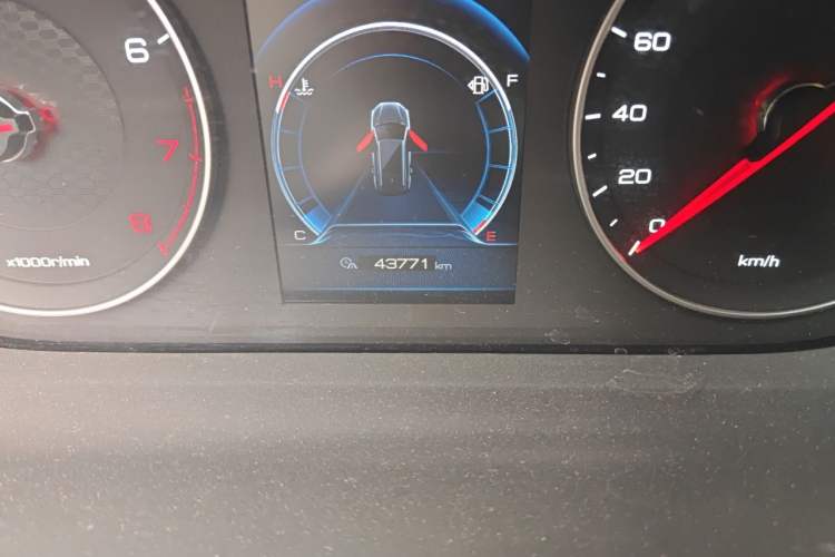 Used BYD Tang 2018 2.0T Automatic Smart Connect Prestige 7-Seater China V Standard Odometer Close Up