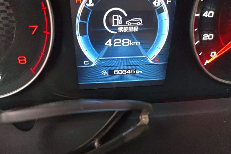 Used BYD Tang 2018 2.0T Automatic SmartConnect Luxury Edition 5 Seats China V Standard Odometer Close Up