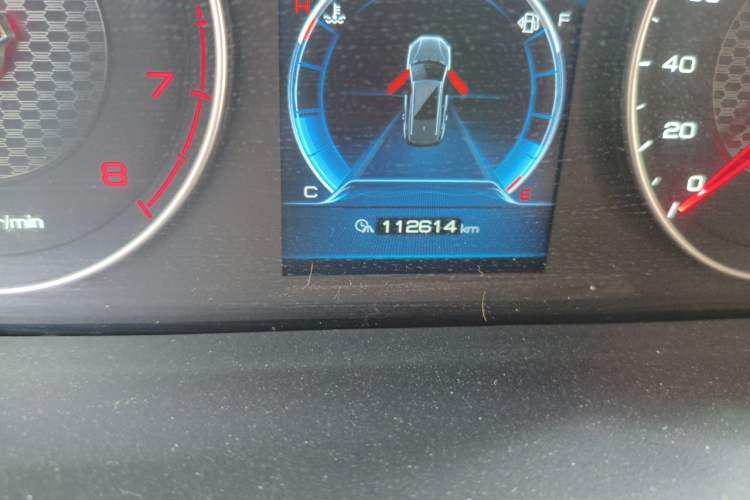Used BYD Tang 2018 2.0T Automatic SmartConnect Luxury 7-Seater China V Emission Standard Odometer Close Up