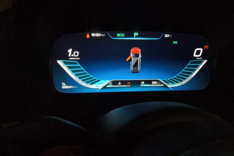 Used BYD Tang 2018 2.0T Automatic SmartConnect Prestige 7-Seater China V Standard Odometer Close Up