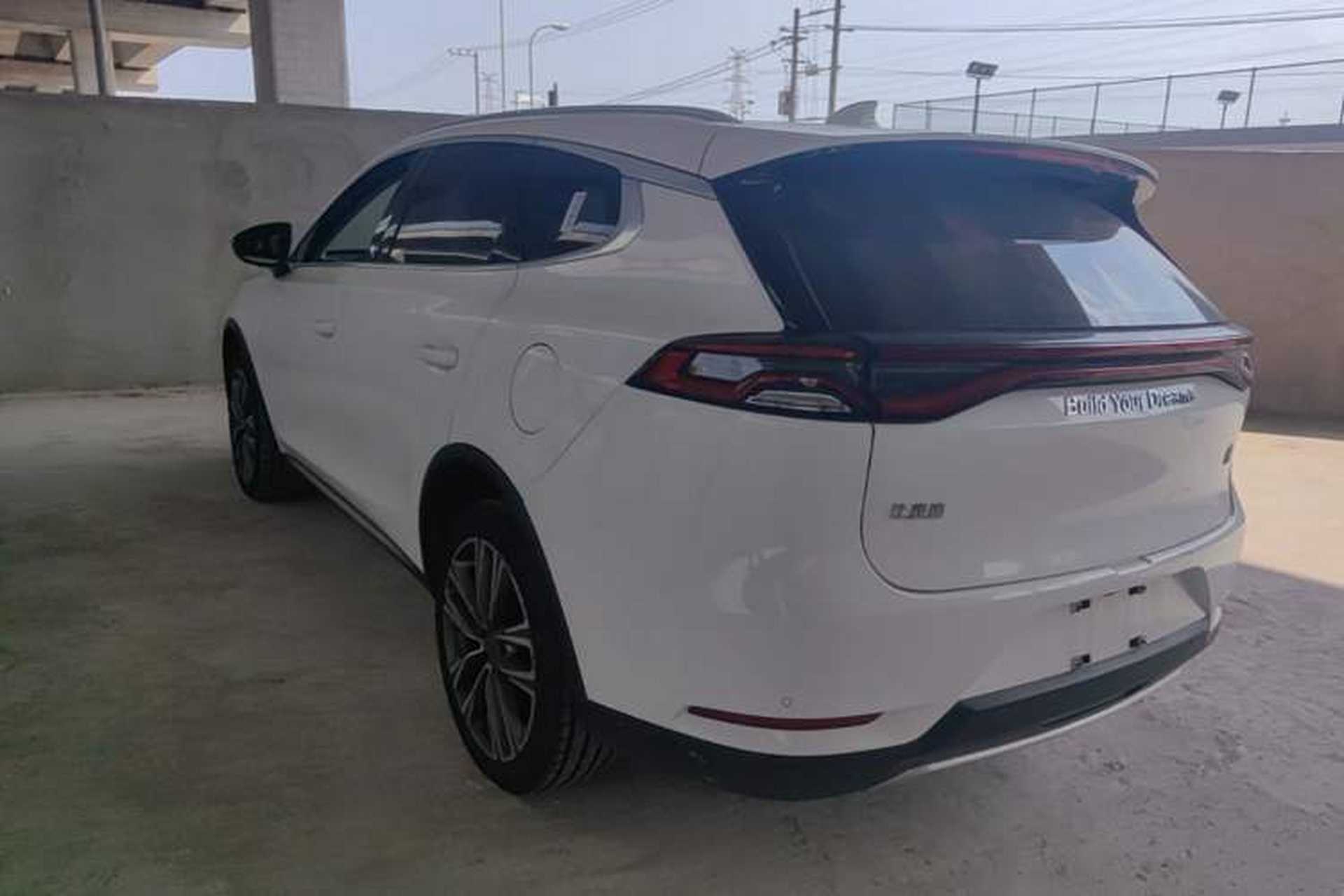 Used BYD Tang 2018 2.0T Automatic SmartConnect Prestige 7-Seater China V Standard Rear Left 45 Deg