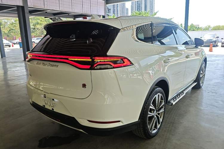 Used BYD Tang 2018 2.0T Automatic SmartConnect Prestige 7-Seater China V Standard Rear Right 45 Deg