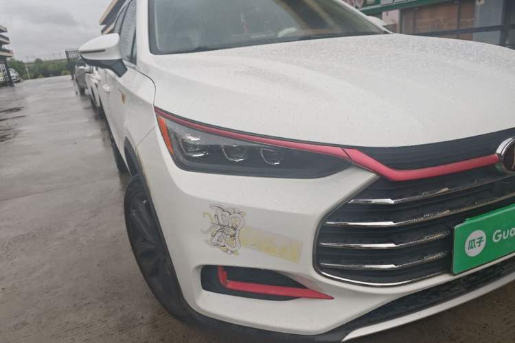 Used BYD Tang 2018 2.0T Automatic Smart Connect Prestige 7-Seater China V Standard Right Front Headlight