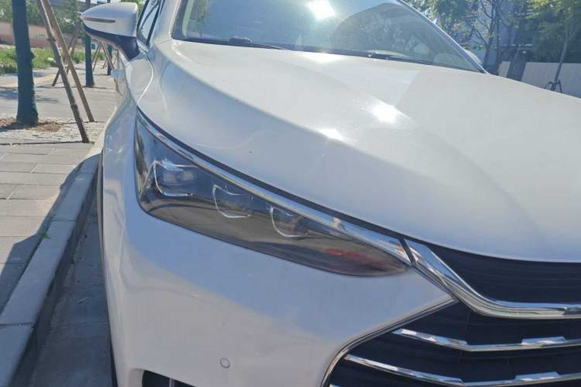 Used BYD Tang 2018 2.0T Automatic SmartConnect Prestige 7-Seater China V Standard Right Front Headlight