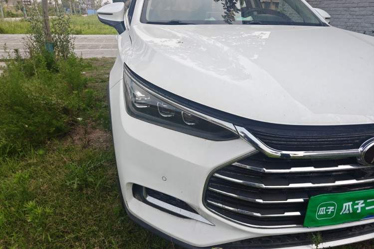 Used BYD Tang 2018 2.0T Automatic SmartConnect Prestige 7-Seater China V Standard Right Front Headlight
