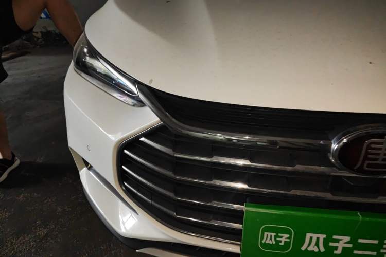 Used BYD Tang 2018 2.0T Automatic SmartConnect Prestige 7-Seater China V Standard Right Front Headlight