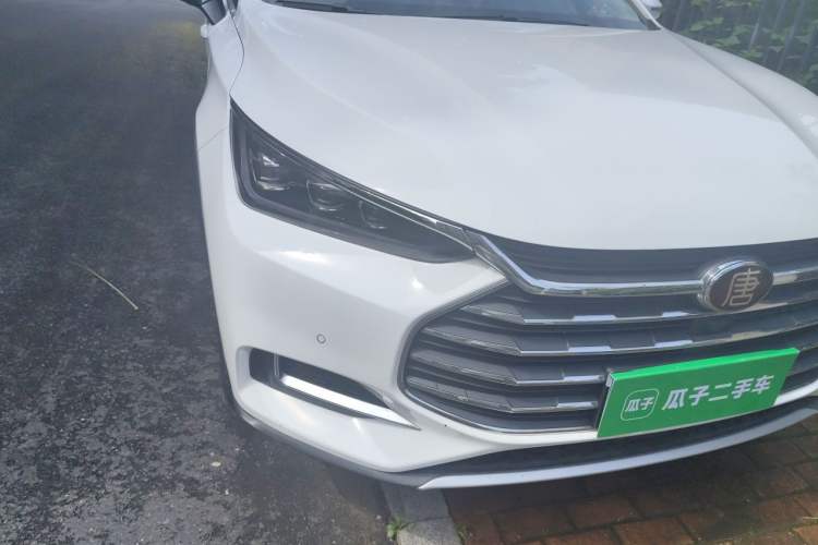 Used BYD Tang 2018 2.0T Automatic SmartConnect Prestige 7-Seater China V Standard Right Front Headlight