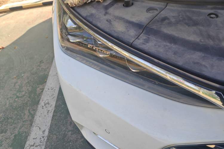 Used BYD Tang 2018 2.0T Automatic Smart Connect Prestige 7-Seater China V Standard Right Front Headlight