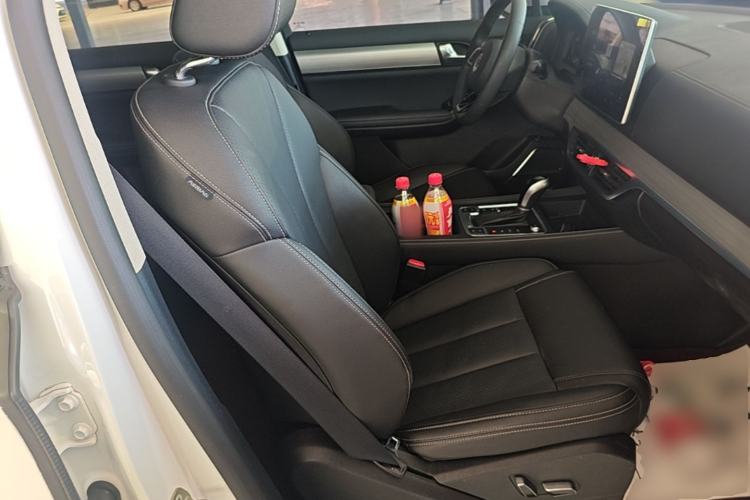 Used BYD Tang 2018 2.0T Automatic SmartConnect Prestige 7-Seater China V Standard Right Front Seat