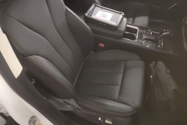 Used BYD Tang 2018 2.0T Automatic SmartConnect Prestige 7-Seater China V Standard Right Front Seat