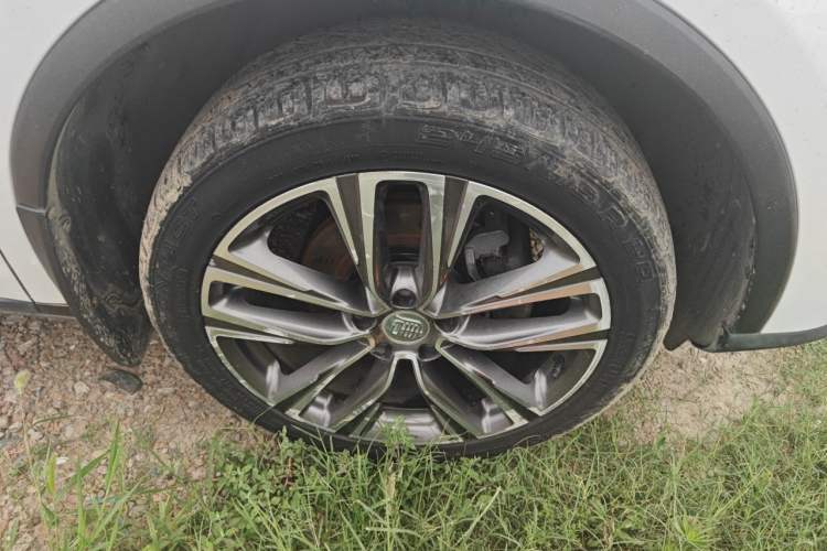 Used BYD Tang 2018 2.0T Automatic SmartConnect Prestige 7-Seater China V Standard Right Front Wheel Hub