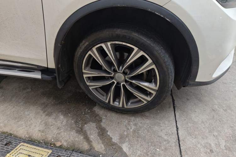 Used BYD Tang 2018 2.0T Automatic SmartConnect Prestige 7-Seater China V Standard Right Front Wheel Hub