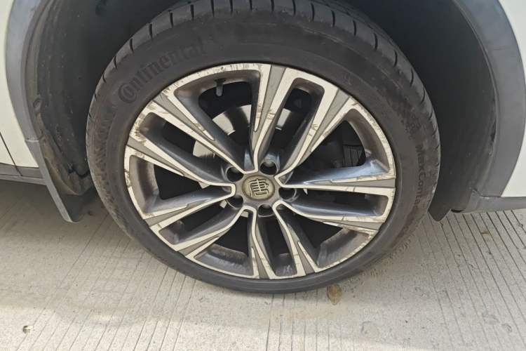 Used BYD Tang 2018 2.0T Automatic Smart Connect Prestige 7-Seater China V Standard Right Front Wheel Hub