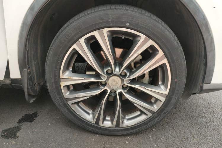 Used BYD Tang 2018 2.0T Automatic Smart Connect Prestige 7-Seater China V Standard Right Front Wheel Hub