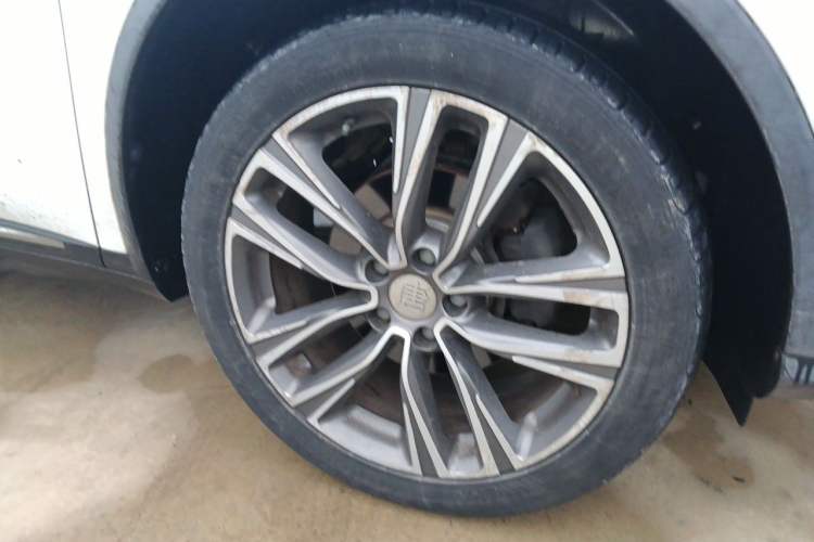 Used BYD Tang 2018 2.0T Automatic SmartConnect Prestige 7-Seater China V Standard Right Front Wheel Hub