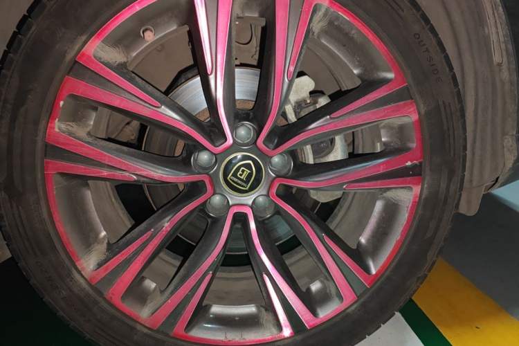 Used BYD Tang 2018 2.0T Automatic SmartConnect Prestige 7-Seater China V Standard Right Front Wheel Hub