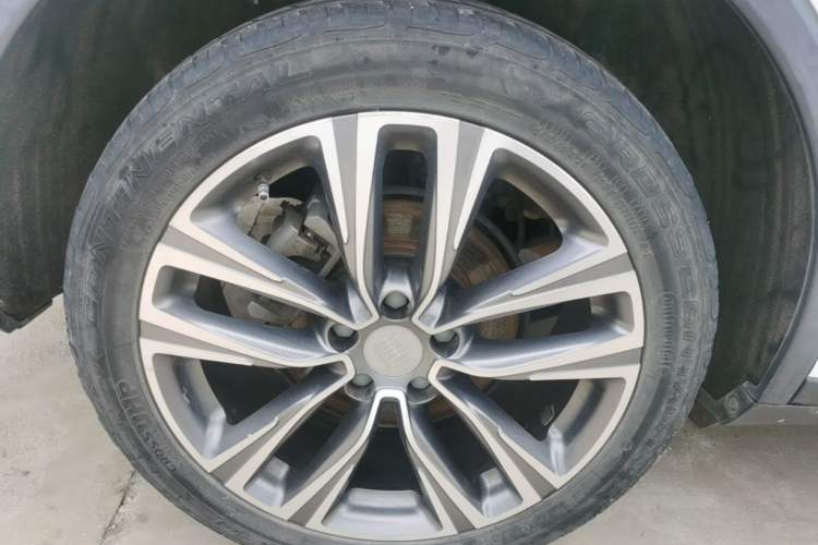 Used BYD Tang 2018 2.0T Automatic SmartConnect Prestige 7-Seater China V Standard Right Rear Wheel Hub
