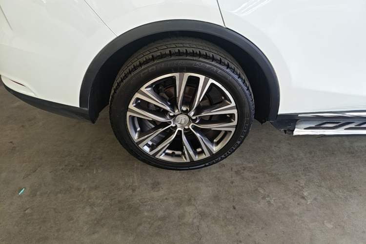 Used BYD Tang 2018 2.0T Automatic SmartConnect Prestige 7-Seater China V Standard Right Rear Wheel Hub