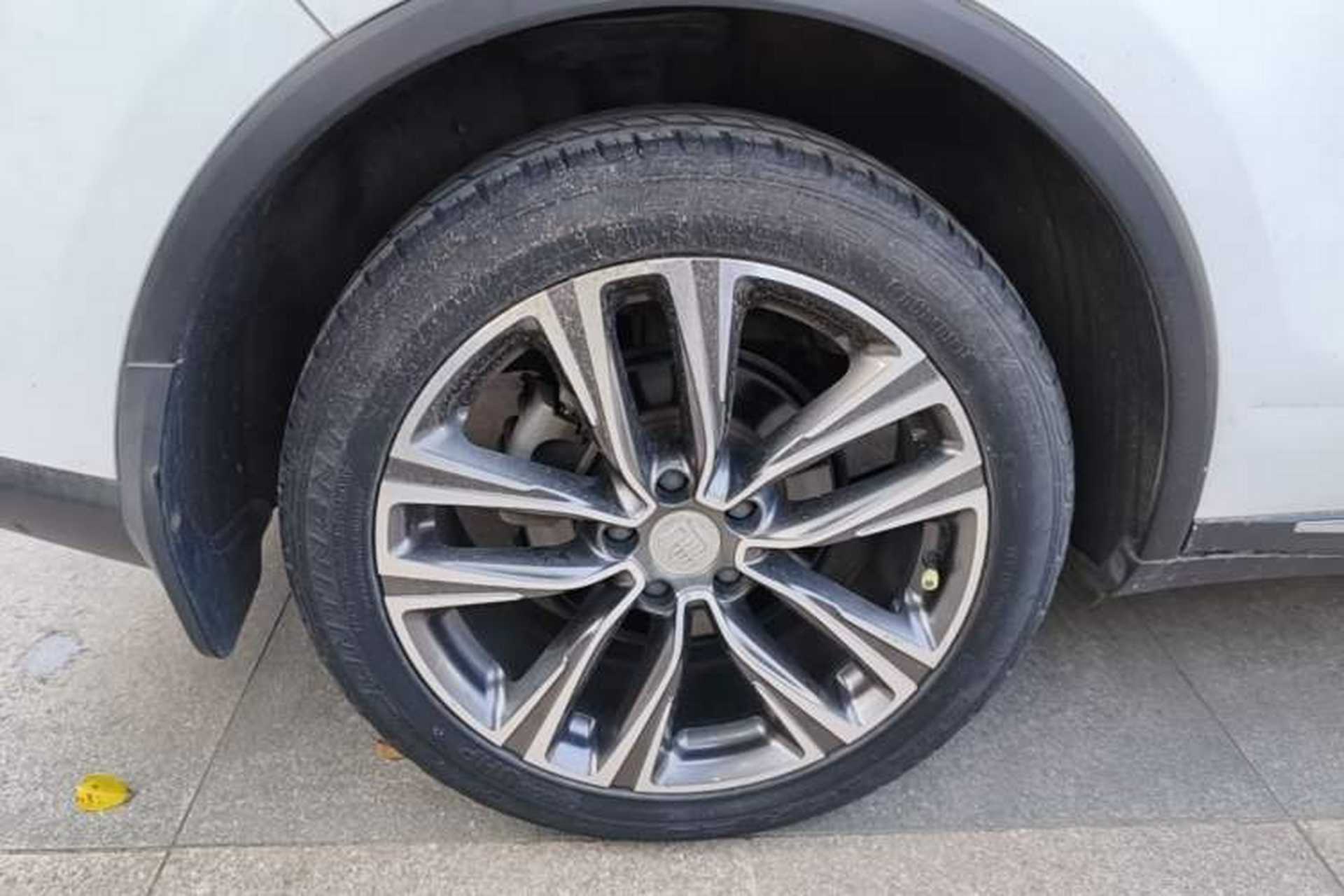 Used BYD Tang 2018 2.0T Automatic SmartConnect Prestige 7-Seater China V Standard Right Rear Wheel Hub
