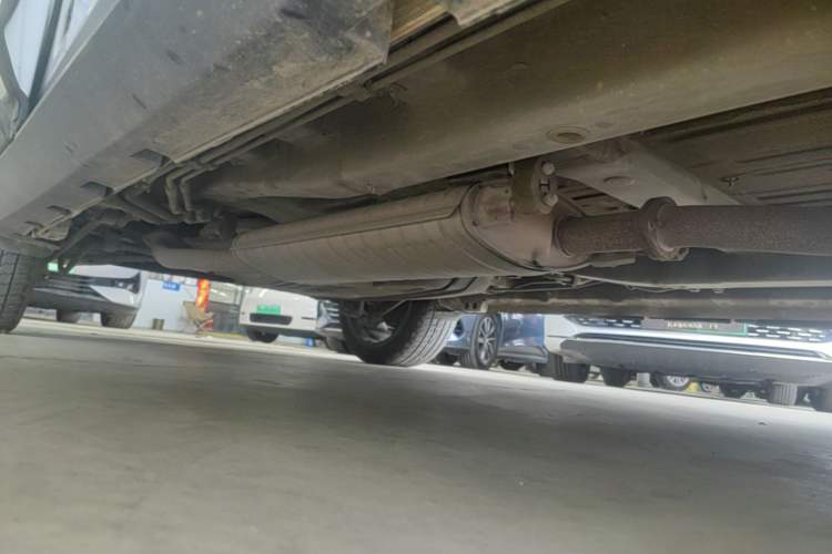 Used BYD Tang 2018 2.0T Automatic Smart Connect Prestige 7-Seater China V Standard Right Side Sill