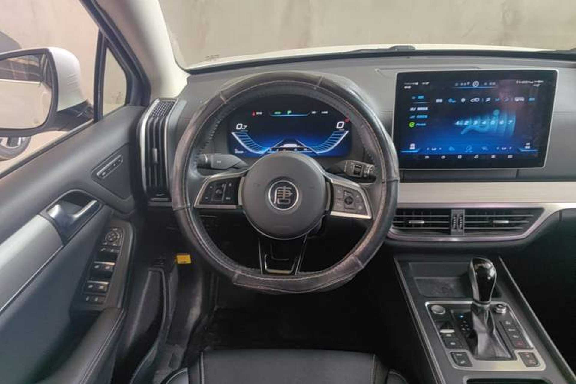 Used BYD Tang 2018 2.0T Automatic SmartConnect Prestige 7-Seater China V Standard Steering Wheel