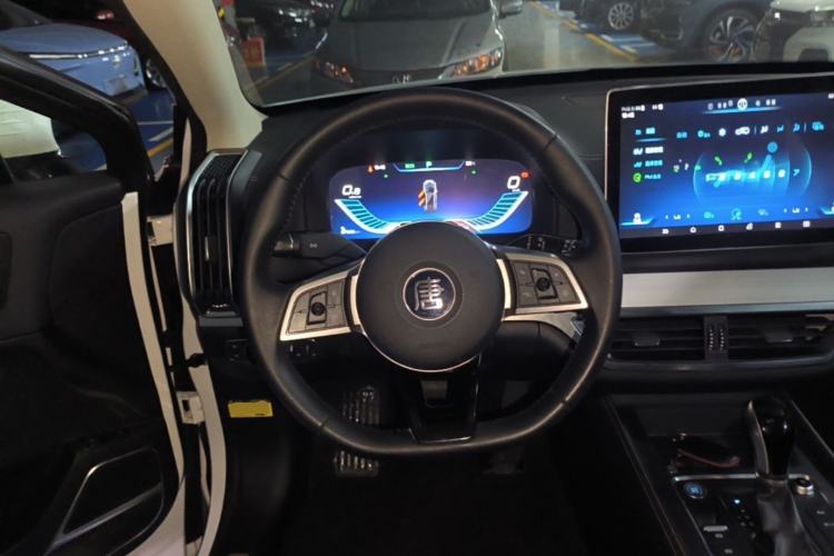 Used BYD Tang 2018 2.0T Automatic SmartConnect Prestige 7-Seater China V Standard Steering Wheel