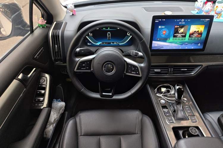 Used BYD Tang 2018 2.0T Automatic SmartConnect Prestige 7-Seater China V Standard Steering Wheel