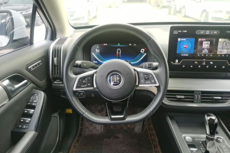 Used BYD Tang 2018 2.0T Automatic SmartConnect Prestige 7-Seater China V Standard Steering Wheel