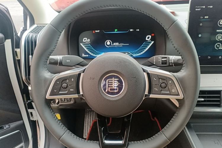 Used BYD Tang 2018 2.0T Automatic SmartConnect Prestige 7-Seater China V Standard Steering Wheel