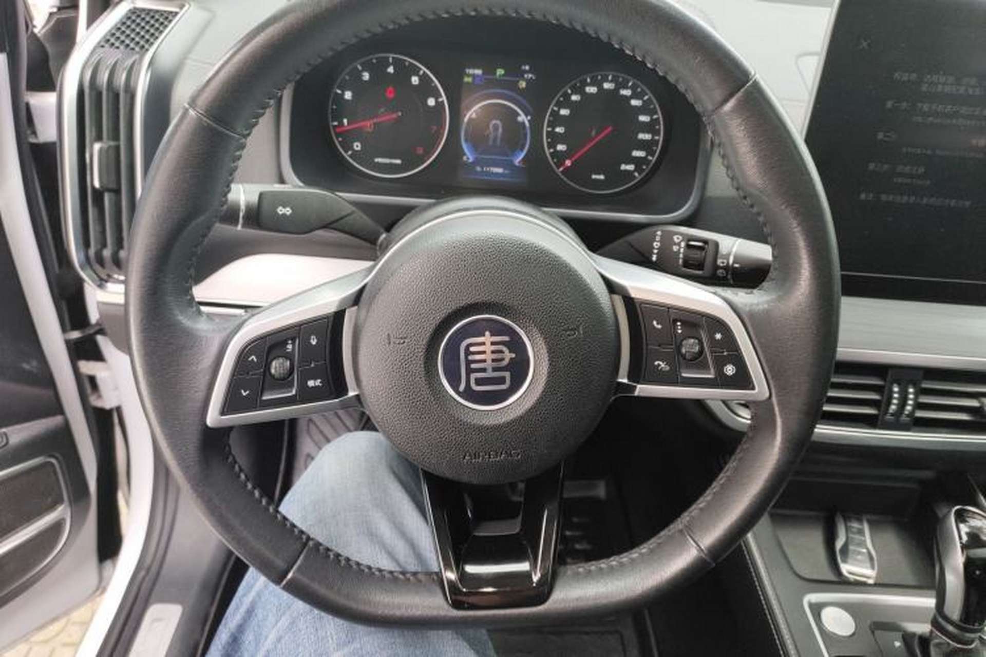 Used BYD Tang 2018 2.0T Automatic Smart Connect Prestige 7-Seater China V Standard Steering Wheel