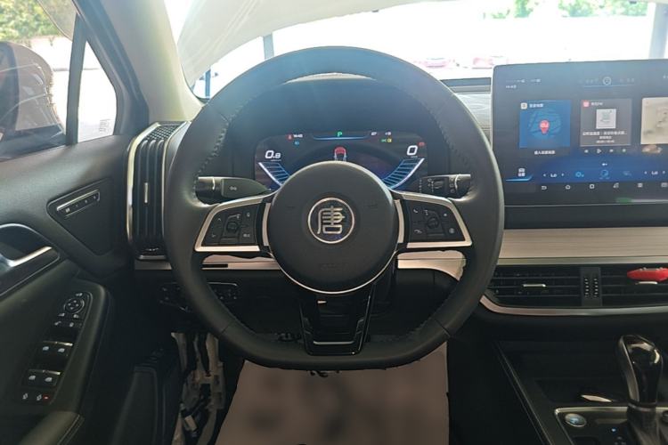 Used BYD Tang 2018 2.0T Automatic SmartConnect Prestige 7-Seater China V Standard Steering Wheel