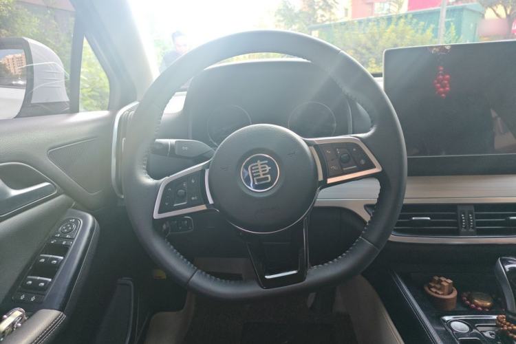 Used BYD Tang 2018 2.0T Automatic Smart Connect Prestige 7-Seater China V Standard Steering Wheel