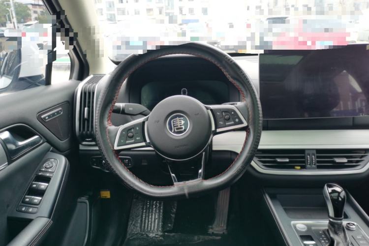 Used BYD Tang 2018 2.0T Automatic SmartConnect Prestige 7-Seater China V Standard Steering Wheel