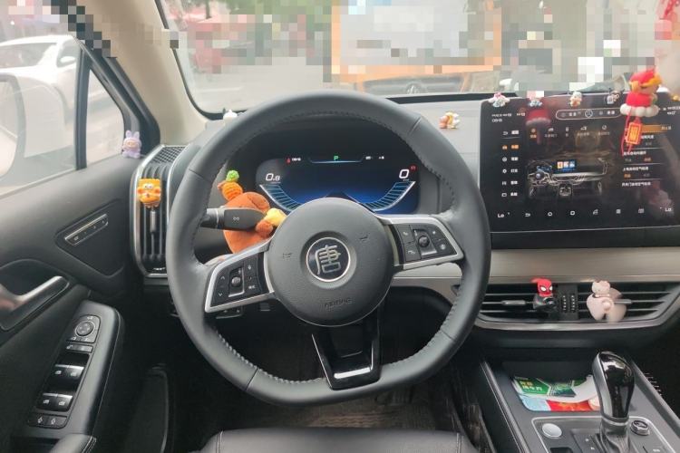 Used BYD Tang 2018 2.0T Automatic SmartConnect Prestige 7-Seater China V Standard Steering Wheel
