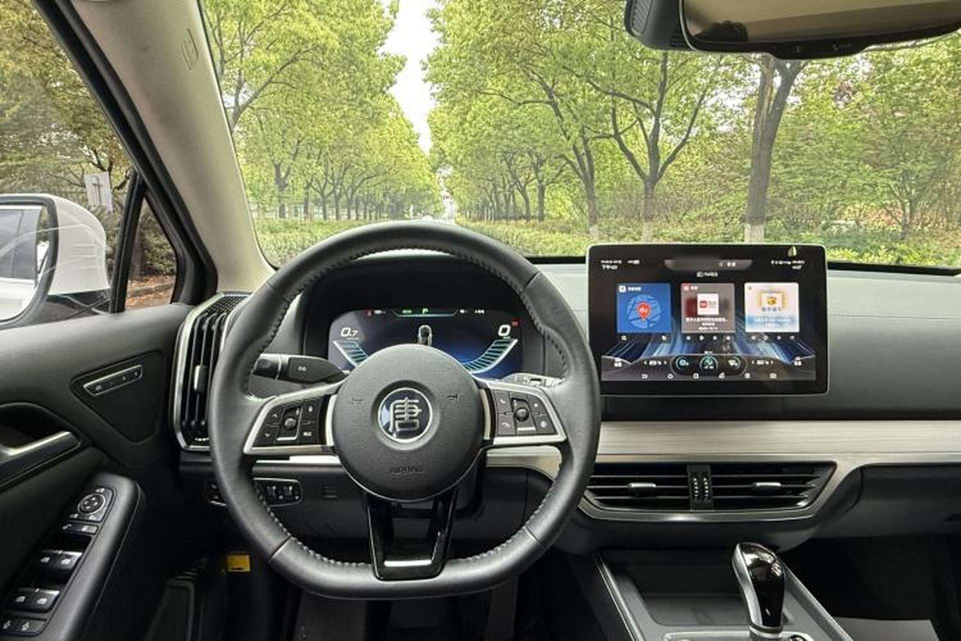 Used BYD Tang 2018 2.0T Automatic SmartConnect Prestige 7-Seater China V Standard Steering Wheel