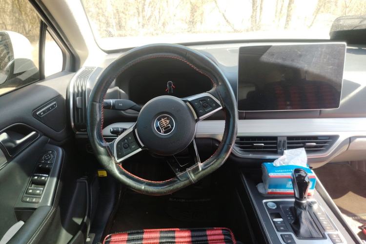 Used BYD Tang 2018 2.0T Automatic SmartConnect Prestige 7-Seater China V Standard Steering Wheel