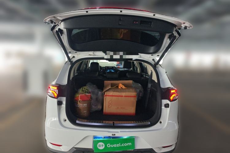 Used BYD Tang 2018 2.0T Automatic SmartConnect Prestige 7-Seater China V Standard Trunk