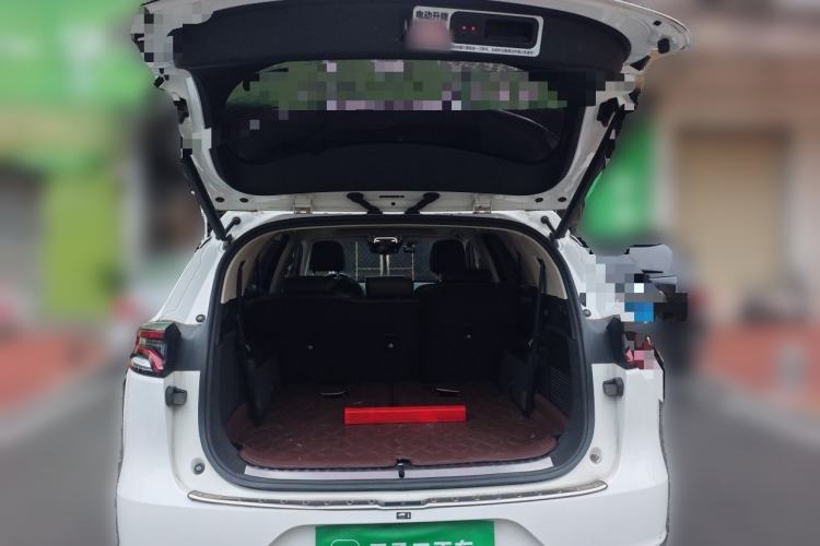 Used BYD Tang 2018 2.0T Automatic SmartConnect Prestige 7-Seater China V Standard Trunk