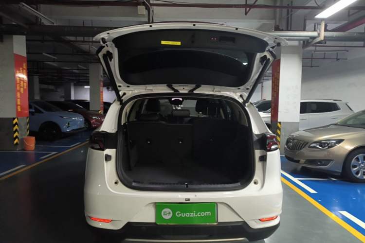 Used BYD Tang 2018 2.0T Automatic SmartConnect Prestige 7-Seater China V Standard Trunk