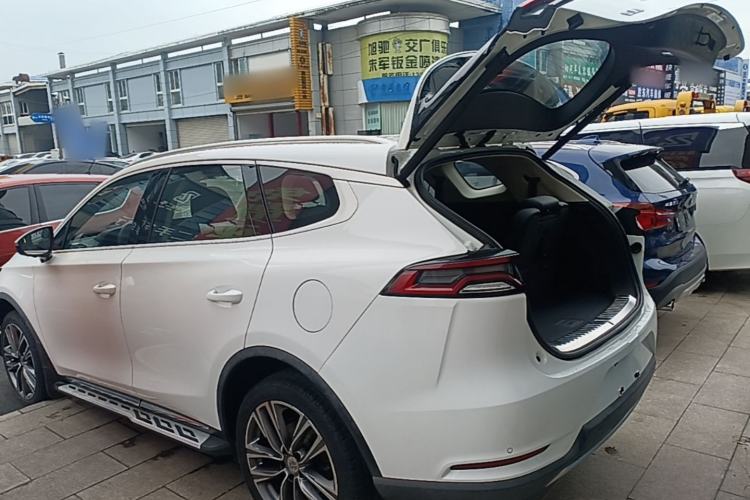 Used BYD Tang 2018 2.0T Automatic SmartConnect Prestige 7-Seater China V Standard Trunk