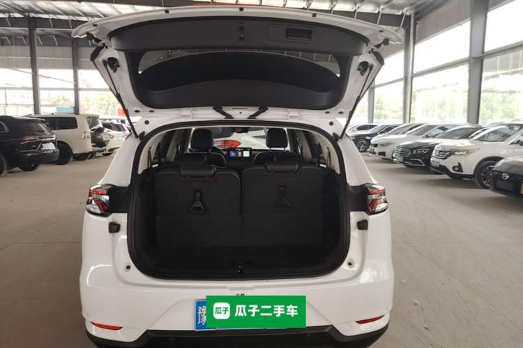 Used BYD Tang 2018 2.0T Automatic Smart Connect Prestige 7-Seater China V Standard Trunk