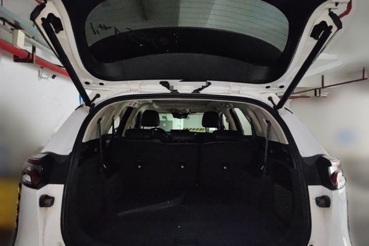 Used BYD Tang 2018 2.0T Automatic SmartConnect Prestige 7-Seater China V Standard Trunk