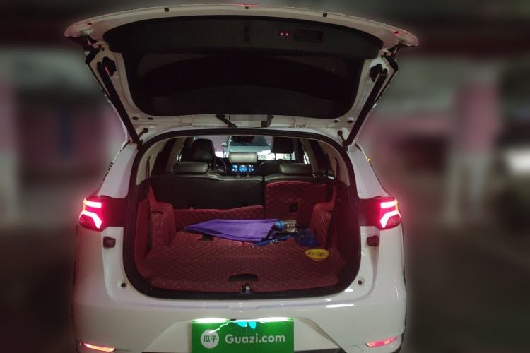 Used BYD Tang 2018 2.0T Automatic SmartConnect Prestige 7-Seater China V Standard Trunk