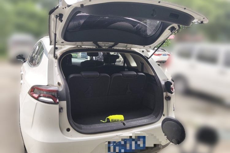 Used BYD Tang 2018 2.0T Automatic Smart Connect Prestige 7-Seater China V Standard Trunk
