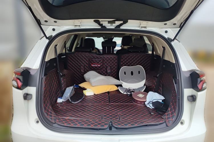 Used BYD Tang 2018 2.0T Automatic Smart Connect Prestige 7-Seater China V Standard Trunk